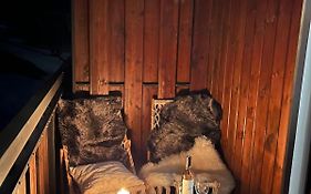 Riviera Lodge